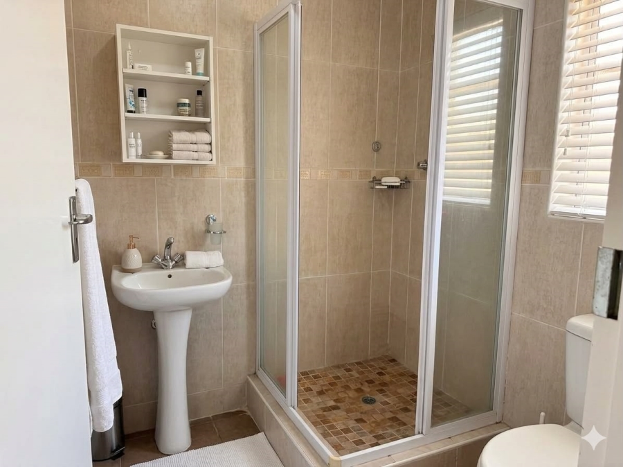 3 Bedroom Property for Sale in Waterkloof East North West